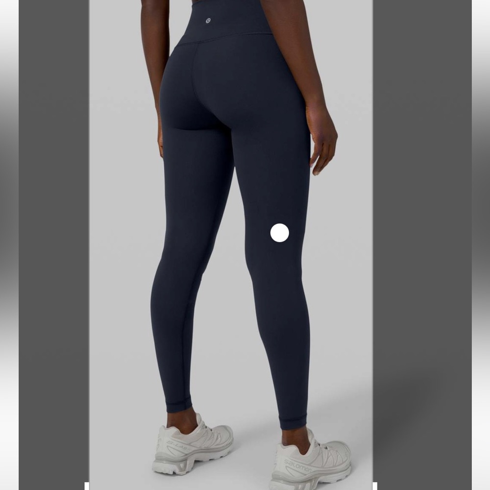 NWOT Lululemon 28” Wunder Under HR Tight in Navy Blue